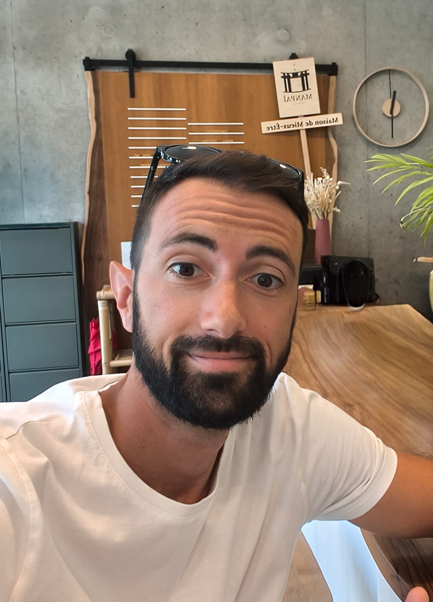 Benoît professeur chez Manpaï Benoît professeur chez Manpaï
